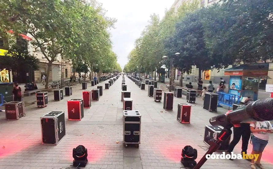 Performance-protesta de MUTE en el Bulevar del Gran Capit&aacute;n el 18 de septiembre