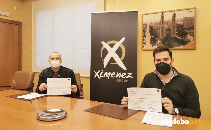 Firma del convenio de Ximenez Group con el IES Juan de la Cierva