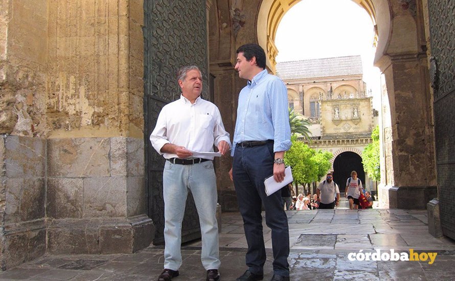 Salvador Fuentes y José María Bellido en la Mezquita-Catredral