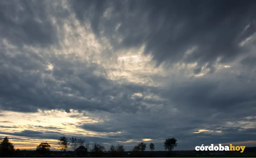 cielo nublado