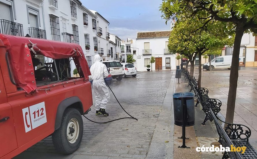 Desinfecciones de calles en Palenciana