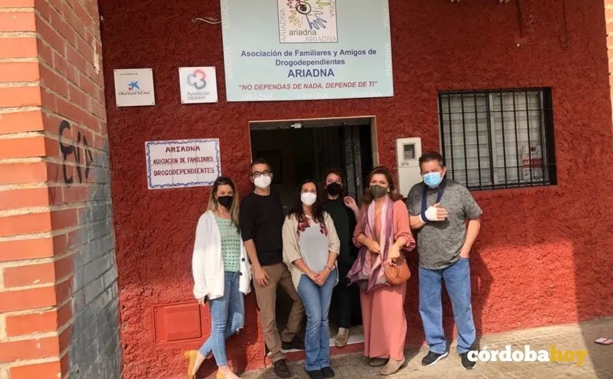 La delegada de Salud en su visita a Ariadna