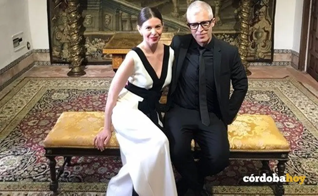Los protagonistas de la primera boda civil en el Palacio de Viana en 2021