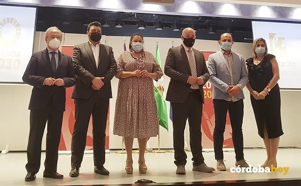 Los firmantes del Acuerdo 'Juntos X C&oacute;rdoba'