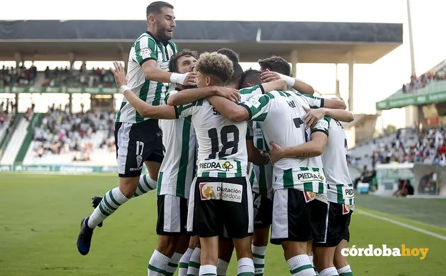Encuentro entre el C&oacute;rdoba CF y el C&aacute;diz B