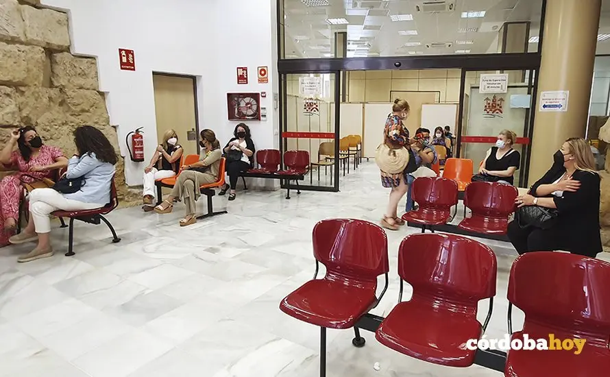Centro de vacunaci&oacute;n ubicado en Capitulares