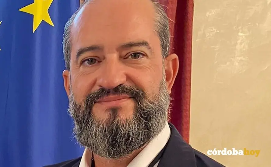 El polit&oacute;logo cordob&eacute;s galardonado Juan Manuel Roa