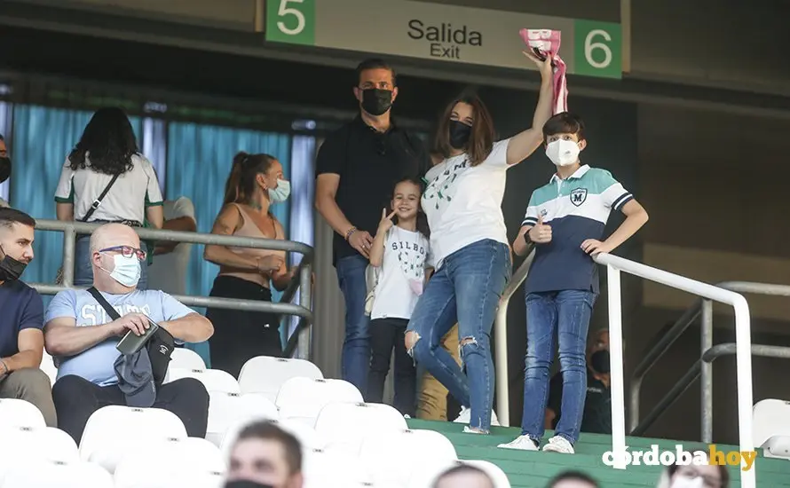 Partido entre el C&oacute;rdoba CF y el Antequera en El Arc&aacute;ngel
