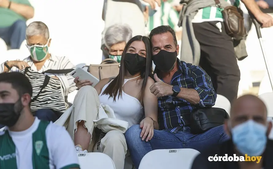 Partido entre el C&oacute;rdoba CF y el Antequera en El Arc&aacute;ngel