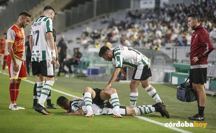 Partido entre el C&oacute;rdoba CF y el Antequera en El Arc&aacute;ngel
