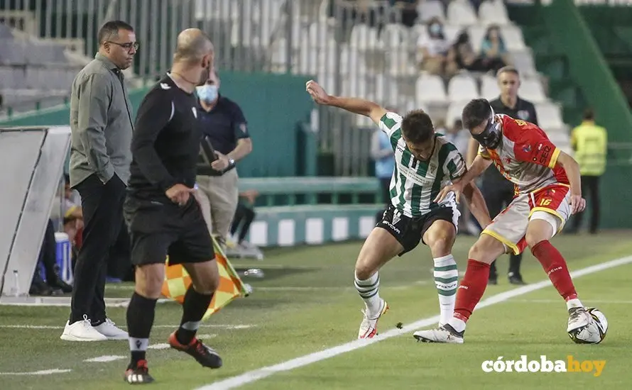 Partido entre el C&oacute;rdoba CF y el Antequera en El Arc&aacute;ngel
