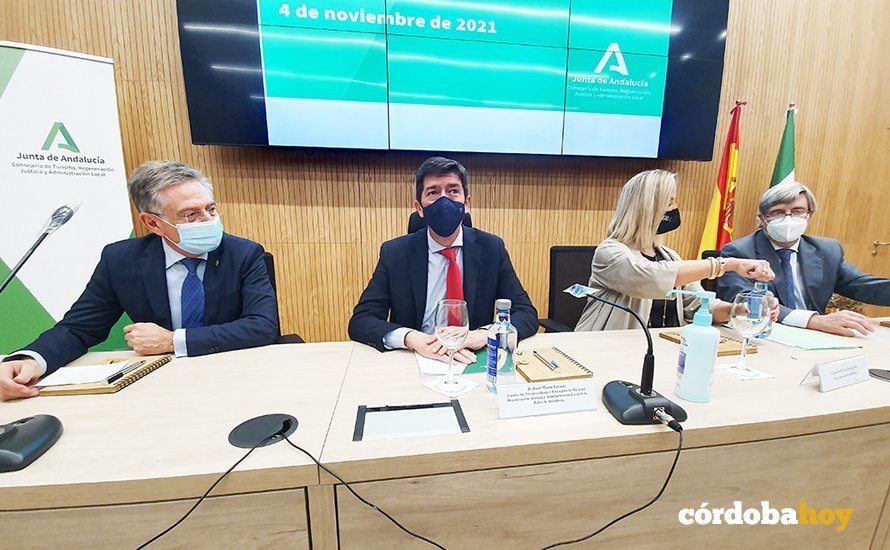 Juan Marín en la presentación de la Oficina Fiscal virtual de Córdoba