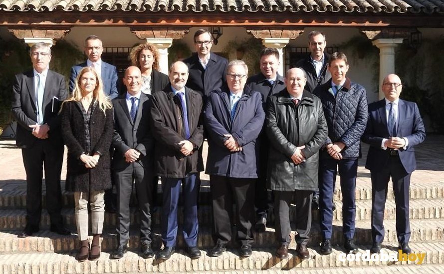 Reunión del comité de CECA en el Palacio de Viana