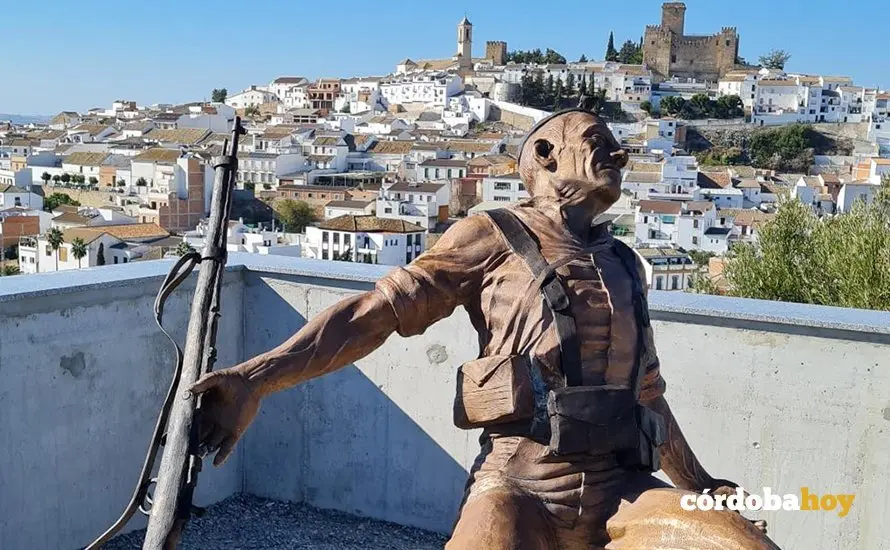 Inauguraci&oacute;n de la estatua homenaje a la foto de Robert Capa 'Muerte de un miliciano en Espejo