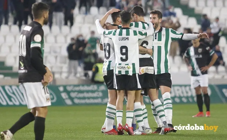Partido entre el C&oacute;rdoba CF y el M&eacute;rida