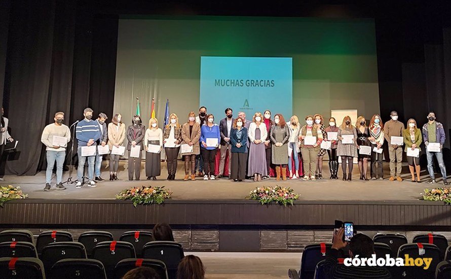 Acto de entrega en Córdoba de los Premios a la Superación Personal de Adultos en ESO de Andalucía