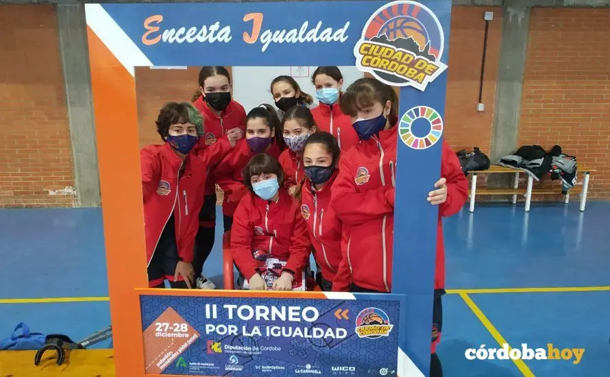 Presentaci&oacute;n del torneo 'Encesta en igualdad'