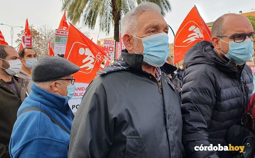 Carlos Aranda en una manifestación en defensa de la sanidad pública