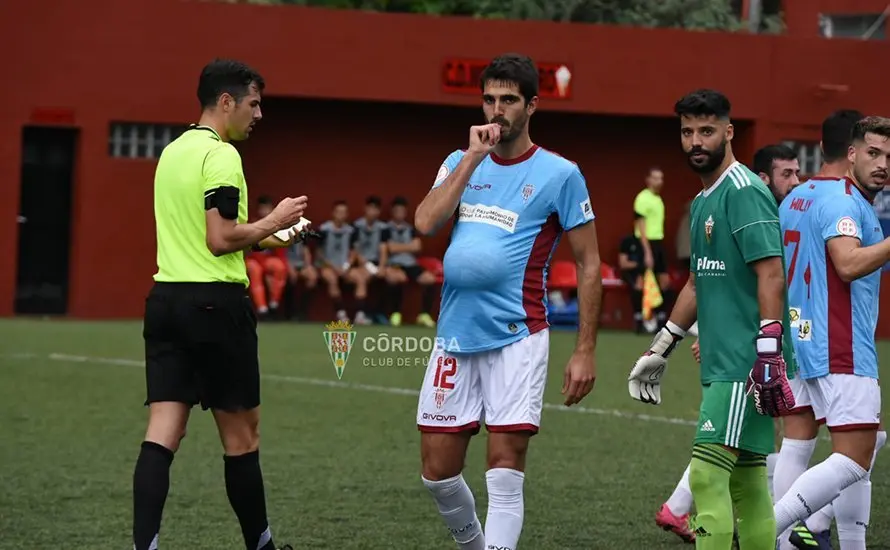Bernardo Cruz celebra su gol en Canarias