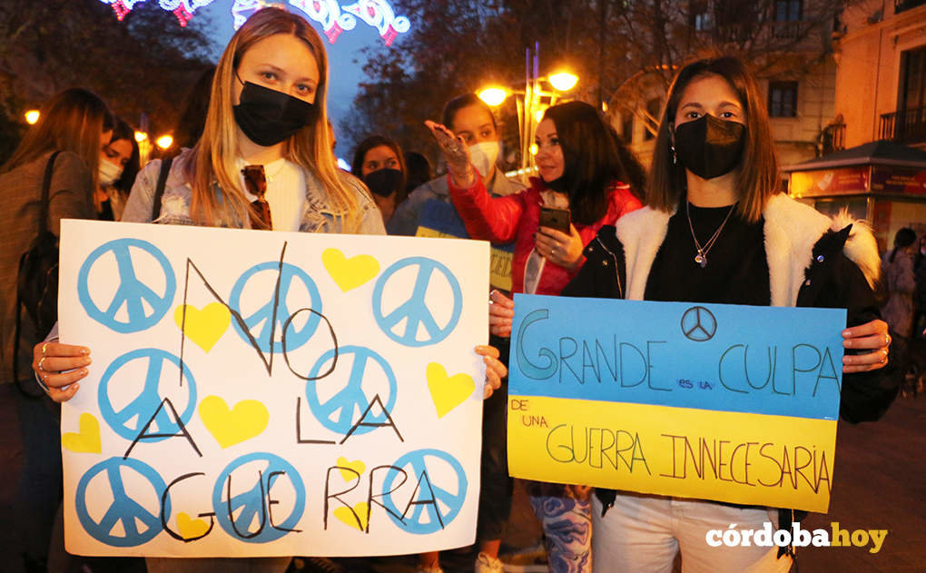 Concentración de Córdoba por la Paz contra la guerra en Ucrania en marzo de 2022