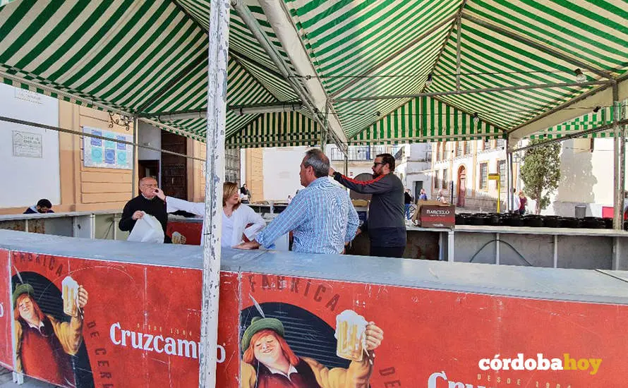 Montaje de las Cruces de Mayo de C&oacute;rdoba 2022