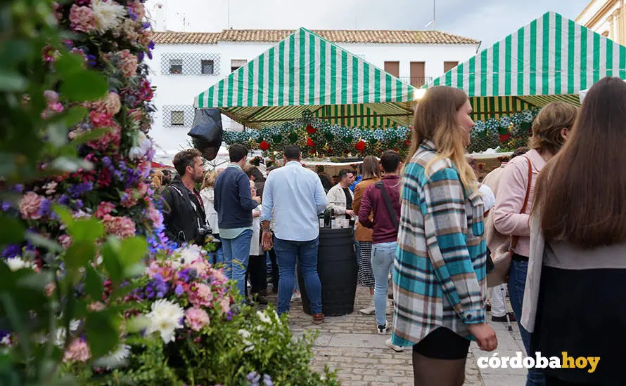 P&uacute;blico en el primer d&iacute;a de Cruces