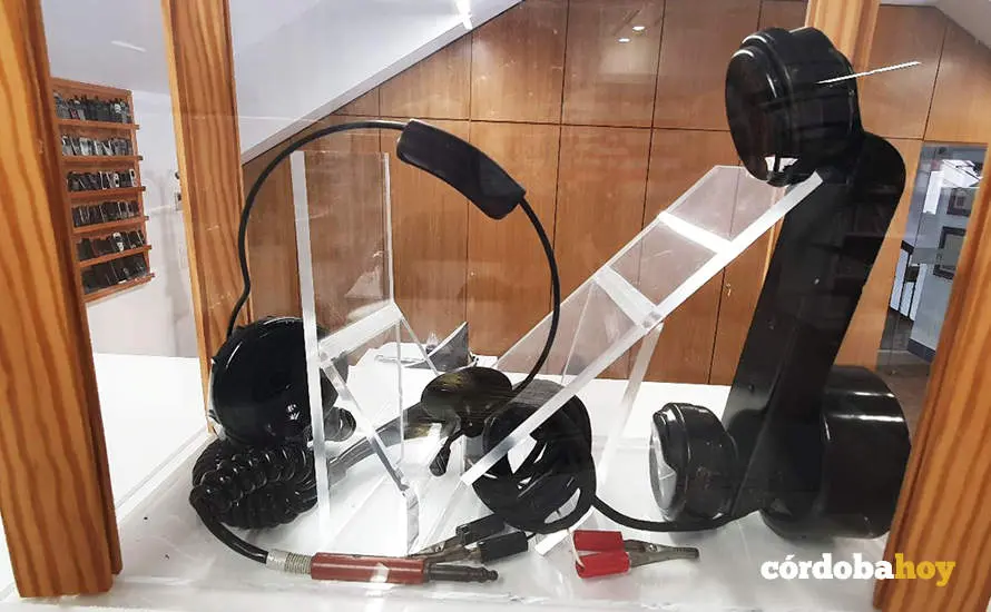 Telefon&iacute;a arcaica de la Diputaci&oacute;n de C&oacute;rdoba