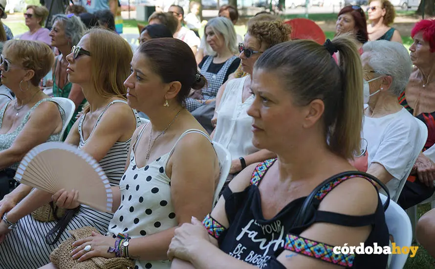Encuentro de Inmaculada Nieto con encuentro con colectivos feministas en C&oacute;rdoba