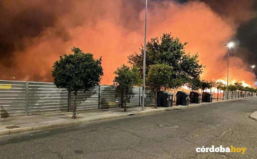Incendio en el solar de la calle Teruel