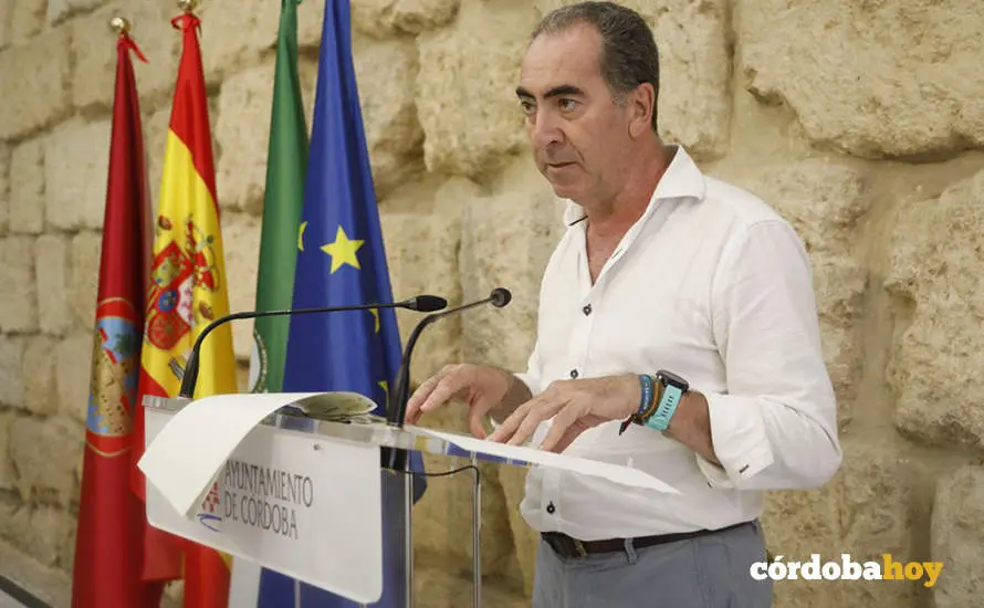 El concejal de Gesti&oacute;n, Mercados y Comercio, Sostenibilidad y Medio Ambiente e Infraestructuras, Antonio &Aacute;lvarez