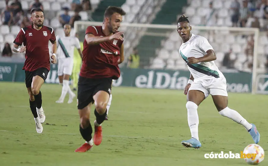 Partido amistoso entre el C&oacute;rdoba Cf y el M&eacute;rida en El Arc&aacute;ngel