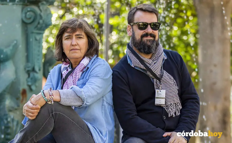 Remedios Malv&aacute;rez y Arturo And&uacute;jar, autores de Pico Reja, la verdad que la tierra esconde
