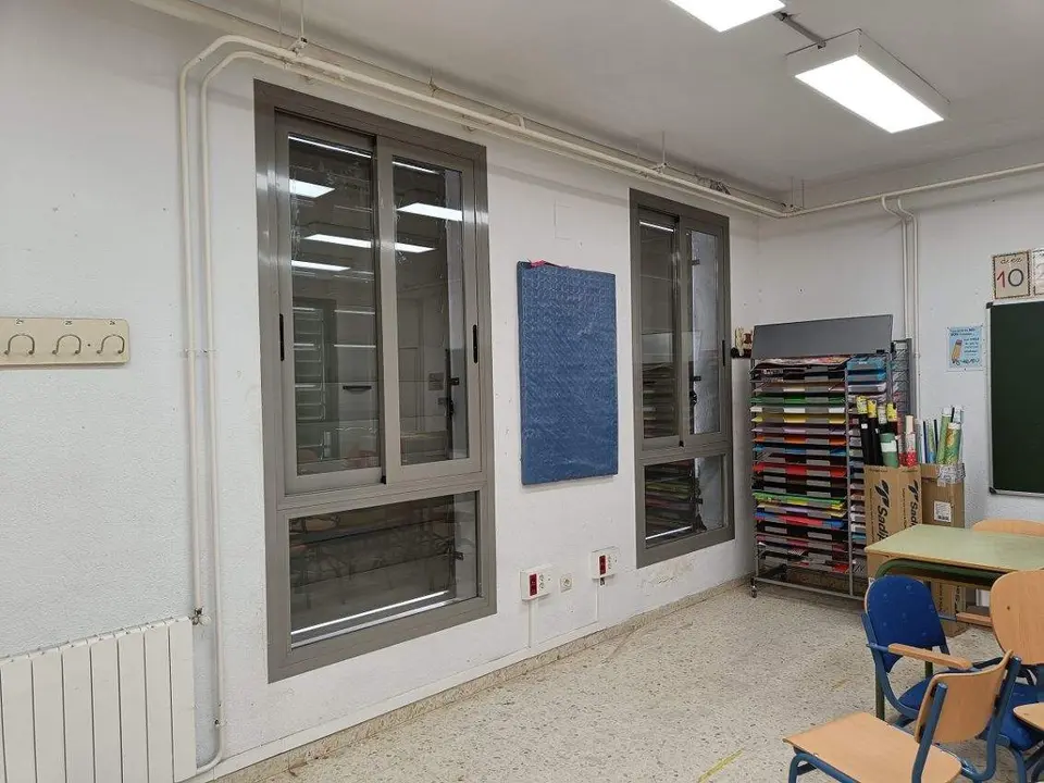 Trabajos para mejorar el confort t&eacute;rmico del Centro de Educaci&oacute;n Infantil y Primaria (CEIP) Santa B&aacute;rbara de Cerro Muriano, en C&oacute;rdoba