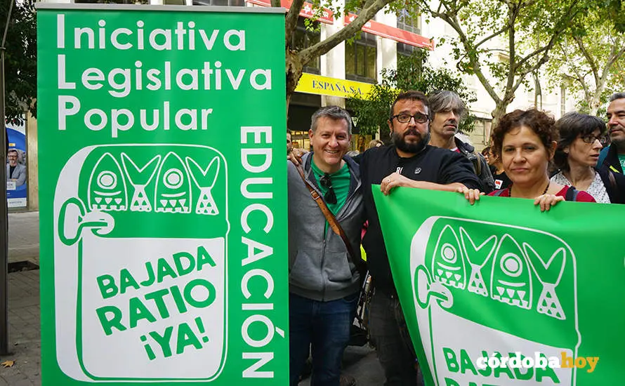 Concentraci&oacute;n por la educaci&oacute;n p&uacute;blica