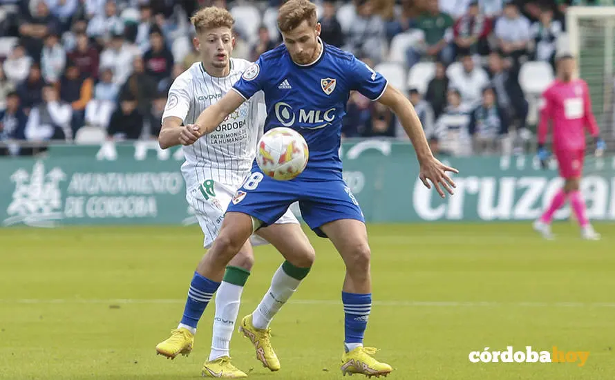 Partido C&oacute;rdoba CF-Linares en El Arc&aacute;ngel
