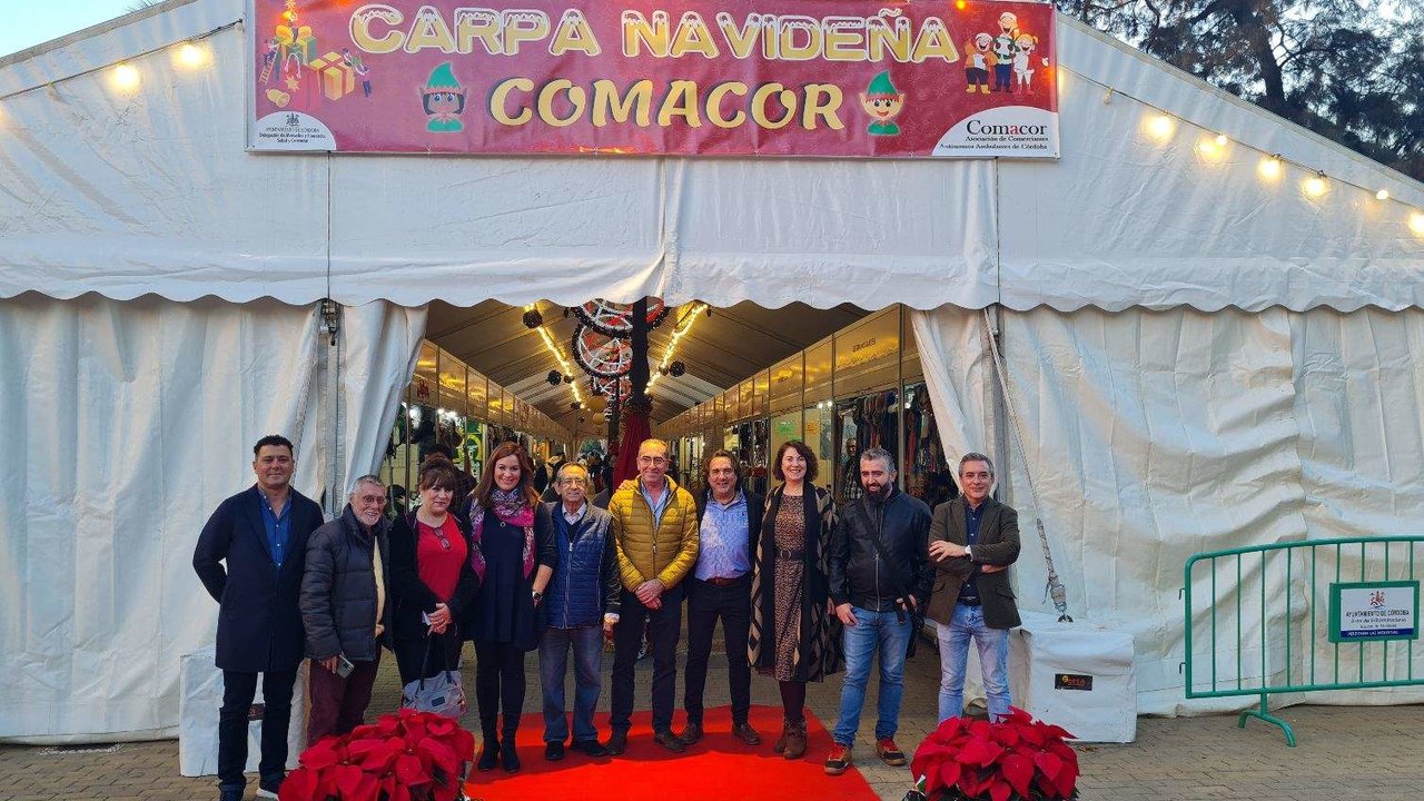 Inauguración de la carpa navideña de Comacor