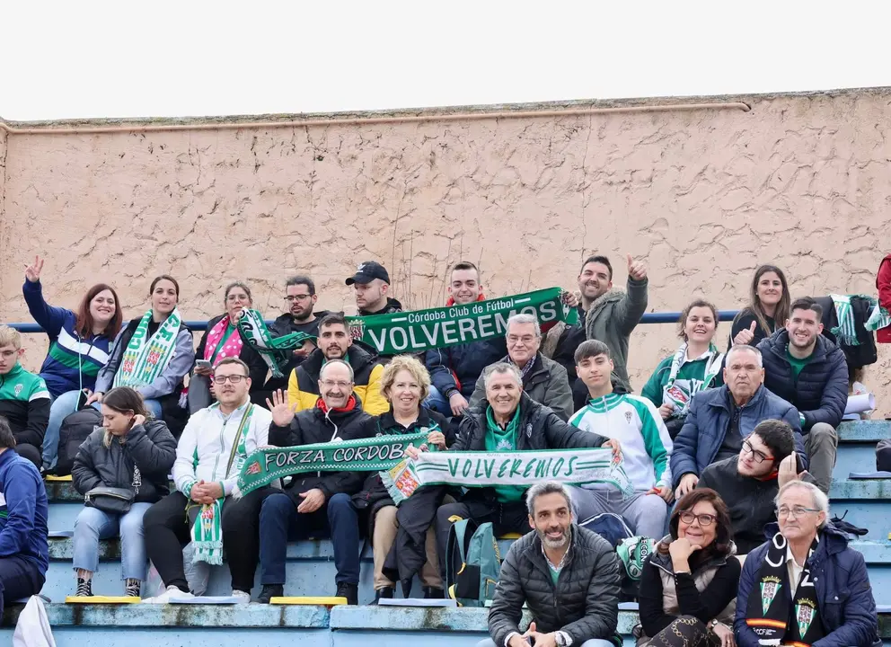Afici&oacute;n en San fernando FOTO C&Oacute;RDOBA CF