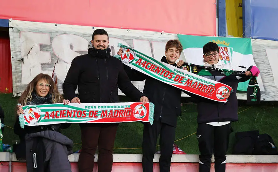 Partido entre el San Sebasti&aacute;n de los Reyes y el C&oacute;rdoba CF FOTO PE&Ntilde;A A 4CIENTOS DE MADRID