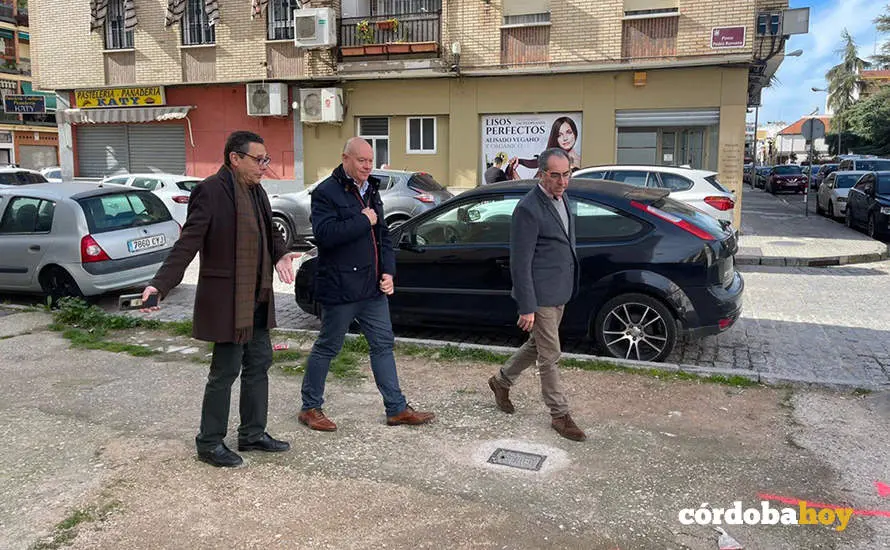 Renovaci&oacute;n del acerado y alumbrado de la calle Pintor Pedro Romana