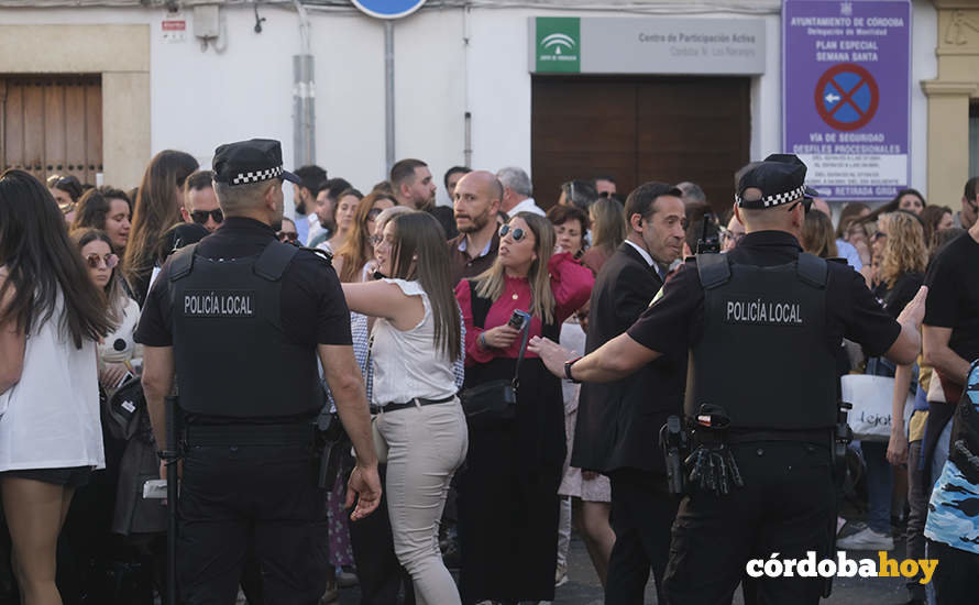 Policía Local controlando la Semana Santa de Córdoba el Domingo de Ramos de 2023