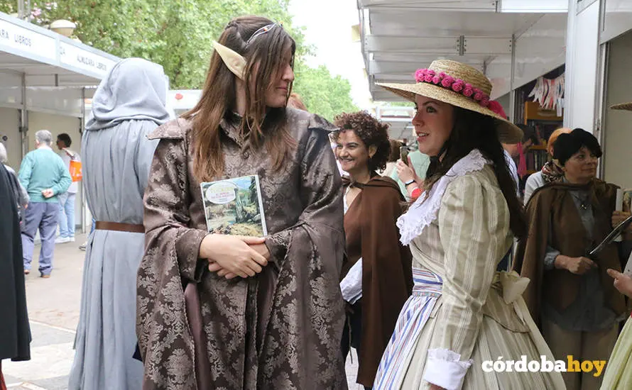 Los personajes de JRR Tolkien en la Feria del Libro de C&oacute;rdoba 2023