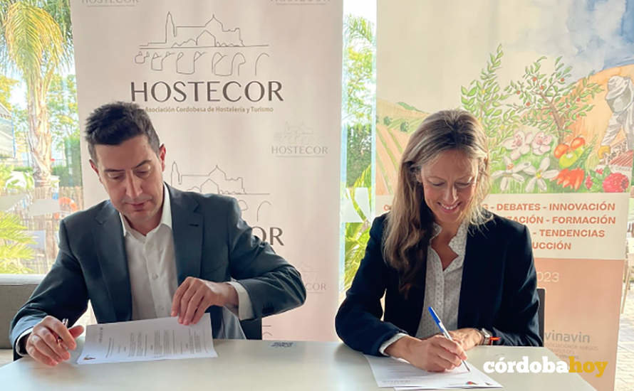 Firma entre Hostecor y Vinavin para acudir juntos a la I Feria del Vinagre