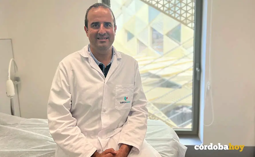 El doctor Ignacio Garc&iacute;a, del Quir&oacute;nsalud