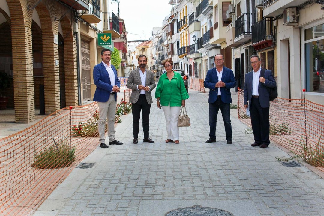 Visita de los trabajos en la Avenida de Andalucía de Moriles