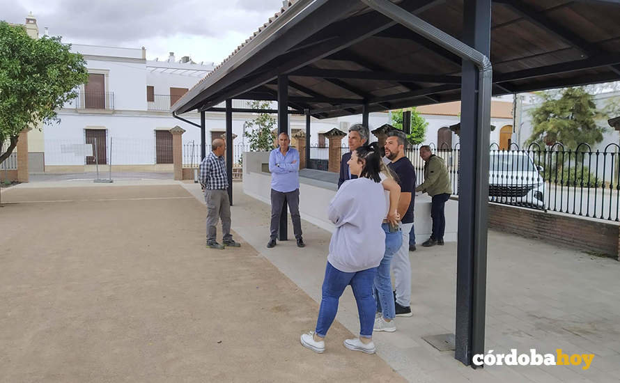 Andrés Lorite visita las obras el Parque Blas Infante, en Palanciana