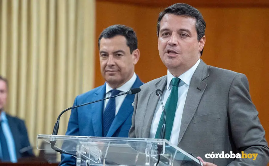 Juanma Moreno con Jos&eacute; Mar&iacute;a Bellido