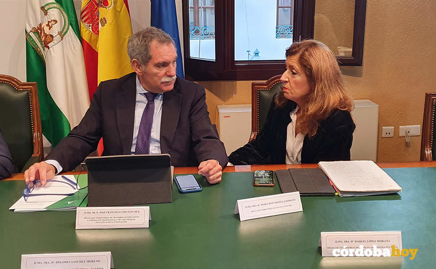 José Francisco Viso y María Jesús Botella, en la reunión de consejeros y delegados sobre el Presupuesto de la Junta para Córdoba en 2024