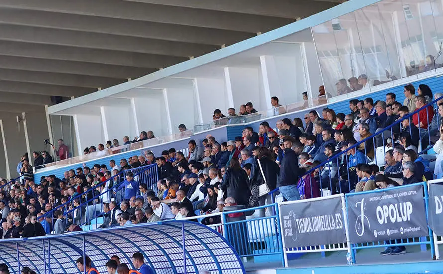 Partido Melilla-C&oacute;rdoba FOTO UD MELILLA