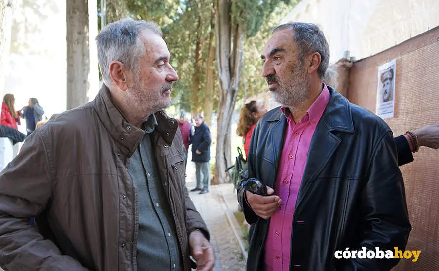 Acto de la Plataforma Comisi&oacute;n de la Verdad de C&oacute;rdoba en el cementerio de Nuestra Se&ntilde;ora de la Salud