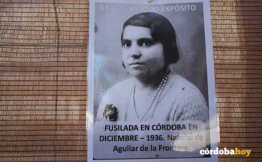 Acto de la Plataforma Comisi&oacute;n de la Verdad de C&oacute;rdoba en el cementerio de Nuestra Se&ntilde;ora de la Salud